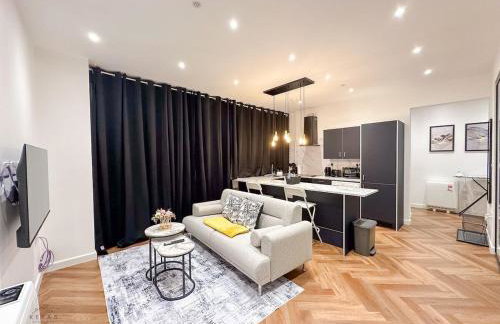 Modern 2 Bedroom Flat in Luton Town Centre - Foto 1