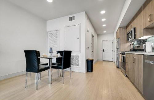 Global Luxury Suites near Liberty Station - Foto 7