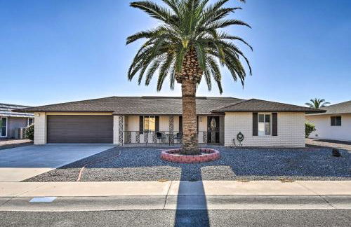 Patio and Pool Access! Peaceful Home in Sun City - Foto 3