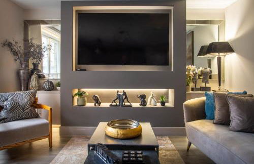 Arran Shores Luxury Shorefront Apartment 8 - Photo 17