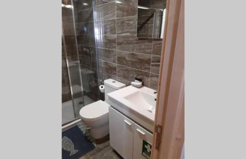 Aurora Papas - Photo 9