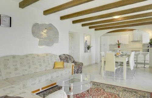 Villa in Lupoglav With Pool Near the Sea - Foto 22