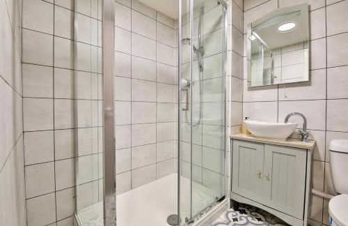 Elegant One-Bedroom Suite at Mount Stuart Square - Foto 23