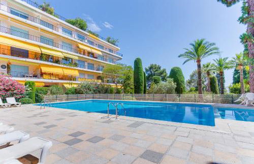 LE BOIS JOLI AP4477 By Riviera Holiday Homes - Foto 3