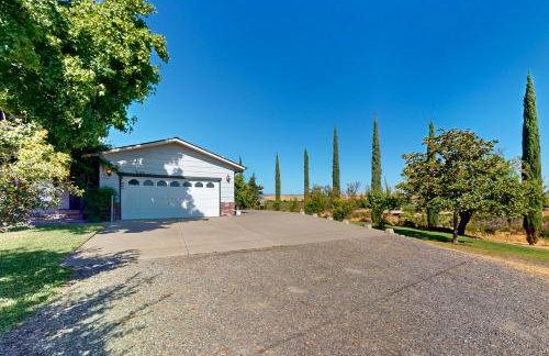 Hilltop Sierra-View Home Ranchito Retreat with Pool - Foto 28