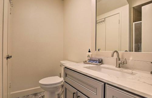 Well-Appointed Condo Across Street from UC Davis! - Foto 16