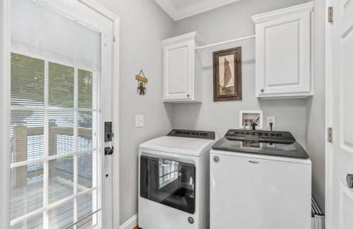 DockTales - Panoramic Views & Private Dock - Foto 47