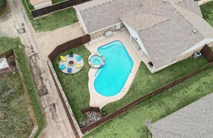 Best of Desoto 4BR, 3BA with Pool, HotTub, Cinema - Foto 48