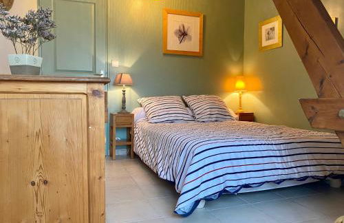 Charmante Maison au Cœur d’un Village Paludier, Proche Guérande et Plages, Terrasse et Wifi - FR-1-306-1227 - Foto 8