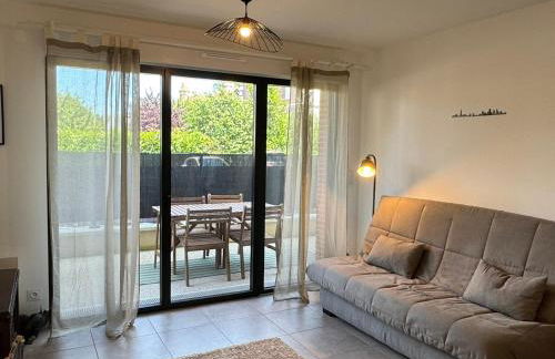 Appartement 2 pièces à Houlgate, proche plage, avec balcon et parking - FR-1-487-382 - Photo 2