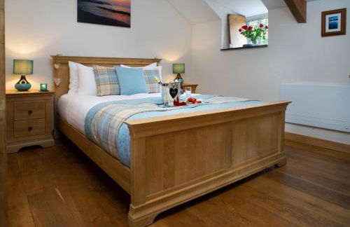 Dolgoy Coach House Loft - Photo 34