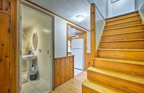 Picturesque Cottage with Sunroom on Ashmere Lake! - Foto 12