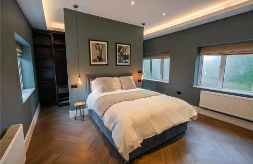 Humberston Avenue Large 4bed - Contractors Welcome & Big Living Area - Photo 19