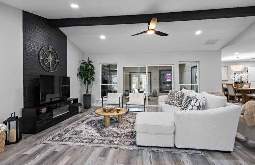 Dallas Family Fun Haus with Pool and Massive Game Room - Foto 8