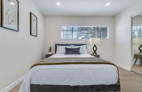 Hey I Am Adriana On The Block Pool BBQ - Foto 15