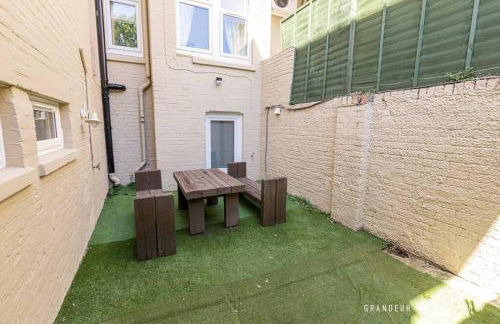 Mousehole by Grandeur Property - Photo 18