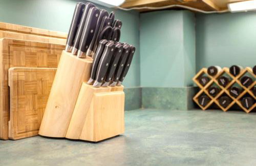 8BR 3BA Classic by Tropicana, Boardwalk, Beach - Foto 32