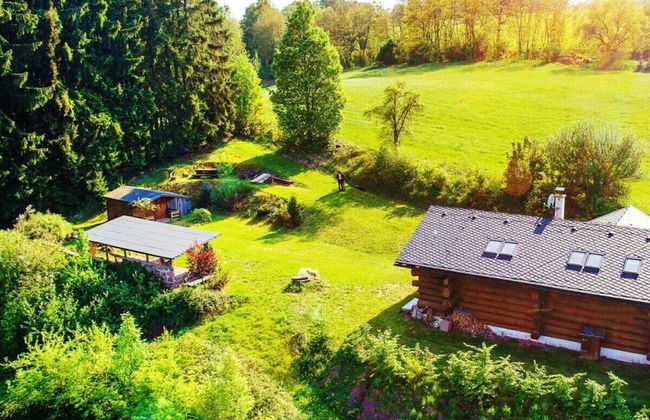 Spacious Holiday Home With Internet - Photo 25