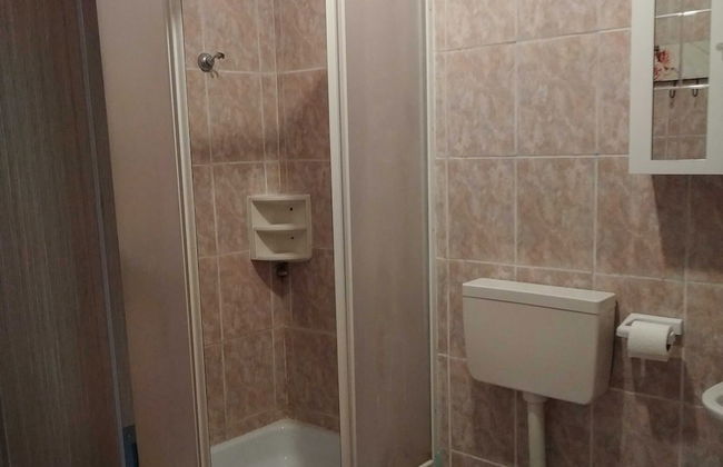 Bright and Modern: Fully Furnished Krk Apartments With Private Parking - Foto 9