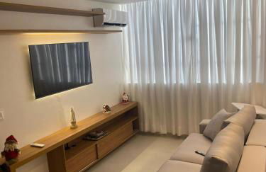 Apê reformado na quadra da praia - Foto 1