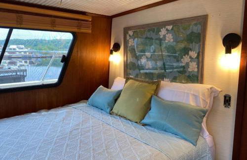 The Lily Pad Boatel Houseboat - Foto 22