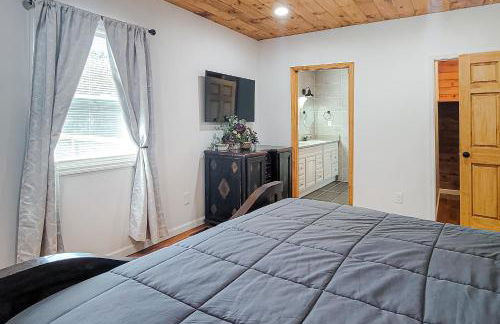 Cozy Home Sleeps 6 Hot Tub Fire Pit Free Ticket - Foto 13