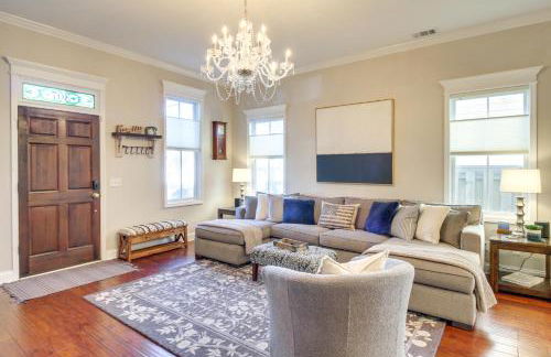 Chic Thomas Square Home in Walkable Location! - Foto 4