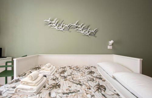 Rome City View - 2 Bedroom Apartment for 4 - Photo 31