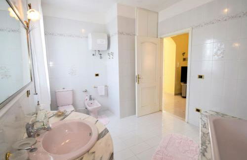 Apartment White Pool by Interhome - Photo 34