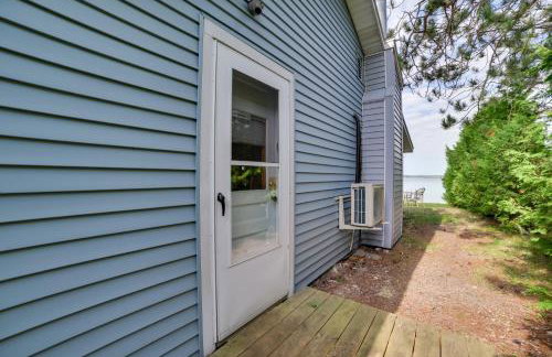 Pet Friendly Mullett Lake Cabin with Dock! - Foto 26