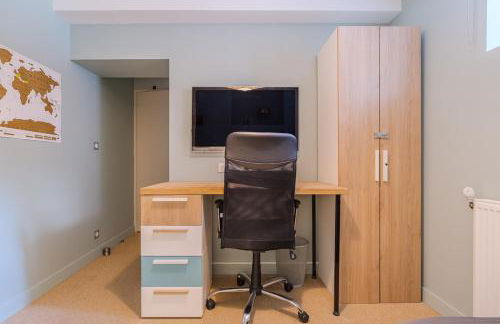 Apt T5 rénové avec bureau jardin et parking en centre ville - Foto 29