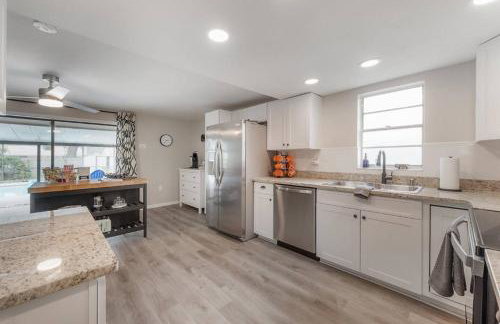 Tampa Zen Escape | Heated Pool + Family Oasis - Foto 12