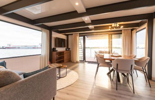 Hausboote am Lankenauer Höft - Foto 35