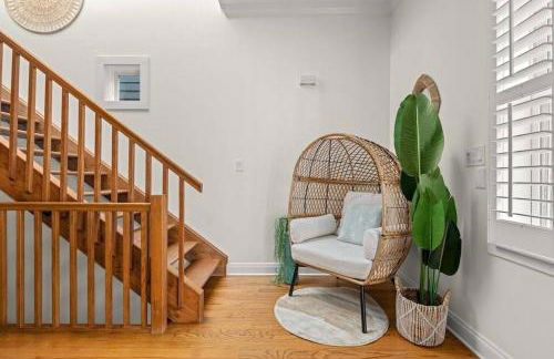 Modern Beach Haüs 4 min walk to beach w/ pool BBQ - Foto 48