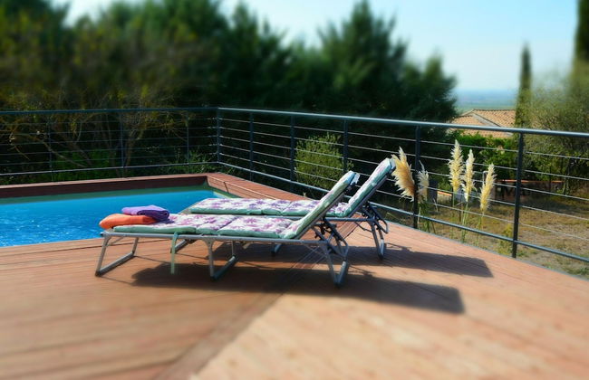 Villa With Pool & Views - Photo 28