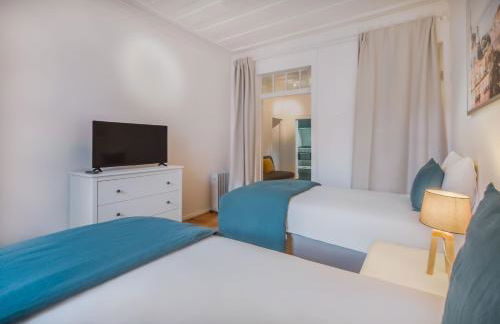 2BR at Chiado Historical Heart of Lisbon - Foto 9