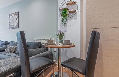 Spacious Central Leeds Flat - Sleeps 8 - View City Centre - Foto 7