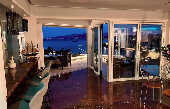 Luxurious 2-bed Seaside Apartment in Saronida - Foto 42