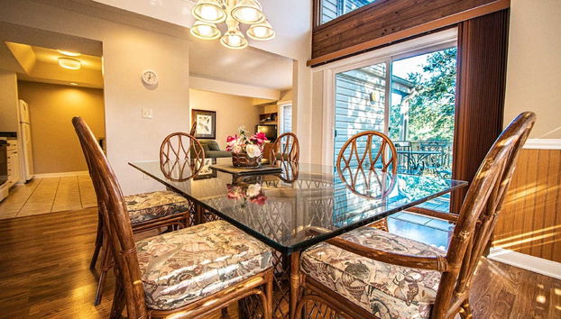 Waterwood Resort and Sand Castle Village by VRHost - Foto 5, Refeições no quarto