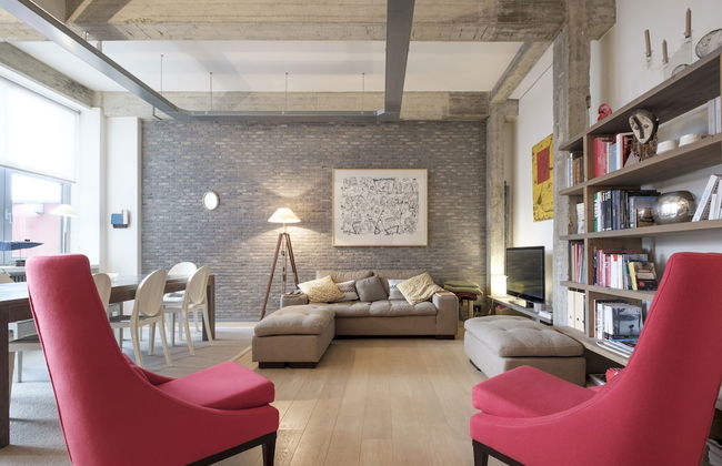 The Monarch - Foto 13