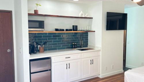 NEW Moana Retreat Studio AC, Hot Tub & Kitchenette - Foto 3