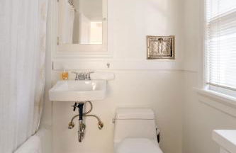 Stay Portland - 1892 Bohemian Dream Studio in Ladd's Addition - Photo 10