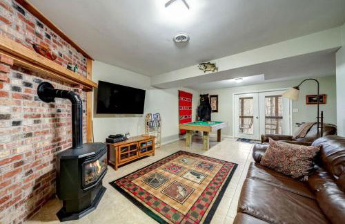 Hot Tub Fireplace Fire Pit Game Room & More - Foto 28