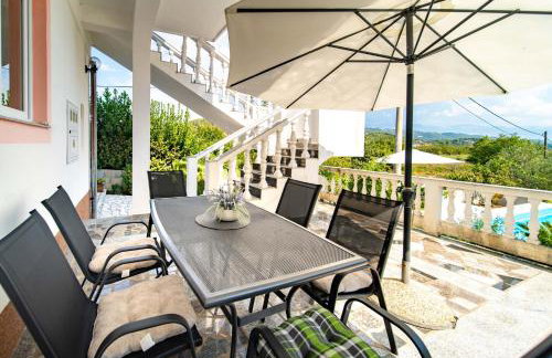 Apartments Lores - Photo 3