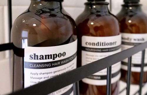 The Knocking Bird- Mins to CLE Clinic - Foto 70