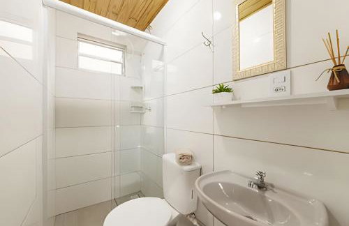 Casa 2 quartos, 6 pessoas, perto da praia, ar condicionado, wi-fi, cozinha completa, lavanderia, - Foto 55