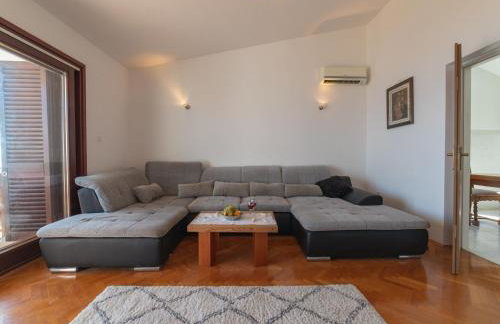 Apartments Sunrise Duilovo -Superior Three Bedroom Apartment with Sea View Terrace - Foto 4