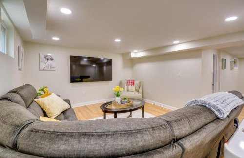 Direct Beach Access Getaway on Port Orchard! - Foto 31