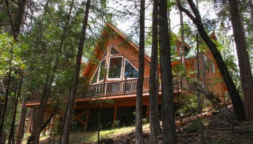 Rivercrest Lodge with Hot Tub-Pool Table-Firepit - Foto 4