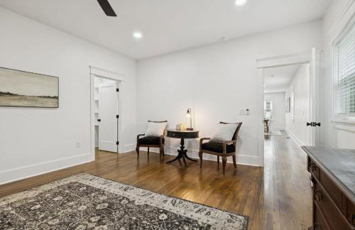 Nash Urban Oasis with Rooftop and Modern Amenities - Foto 28